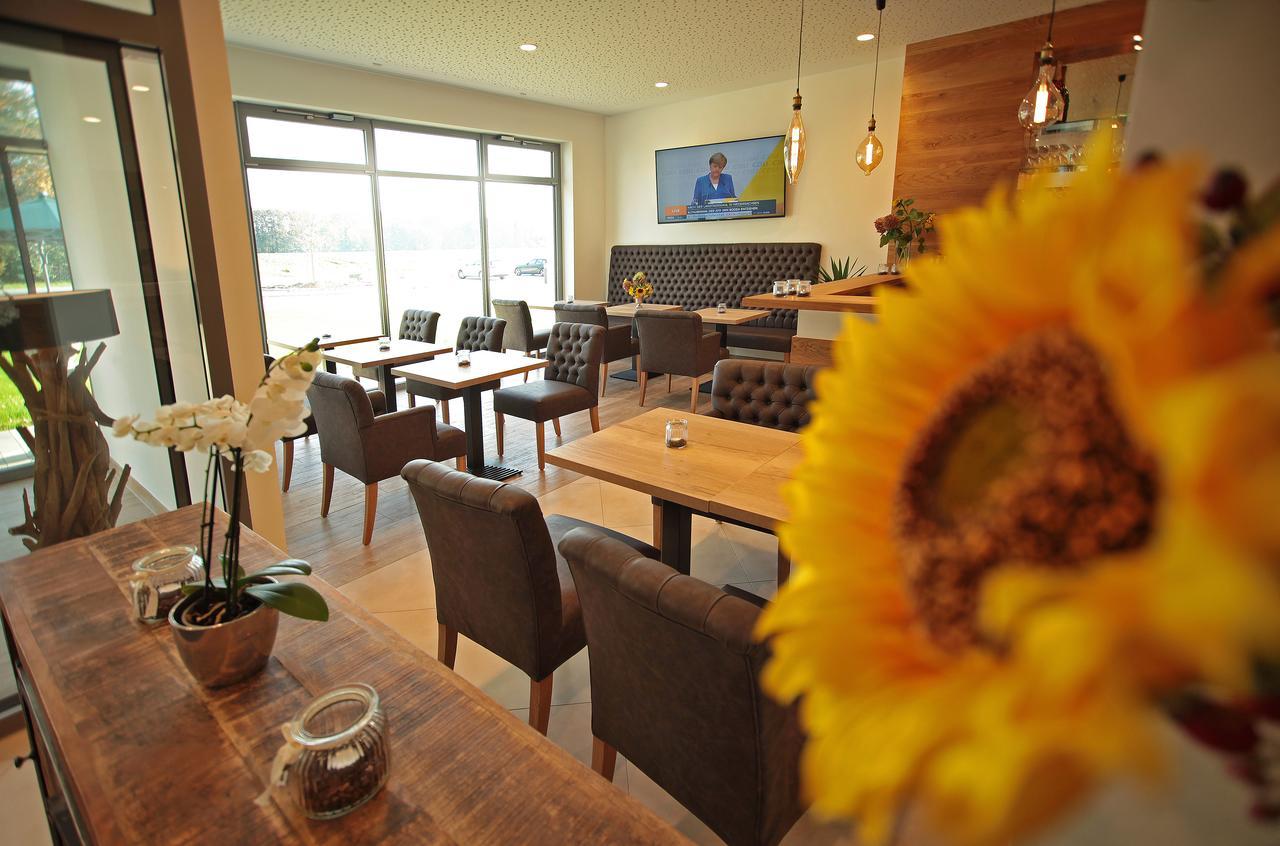 Hotel Weinhaus Moehle Bad Oeynhausen Eksteriør bilde