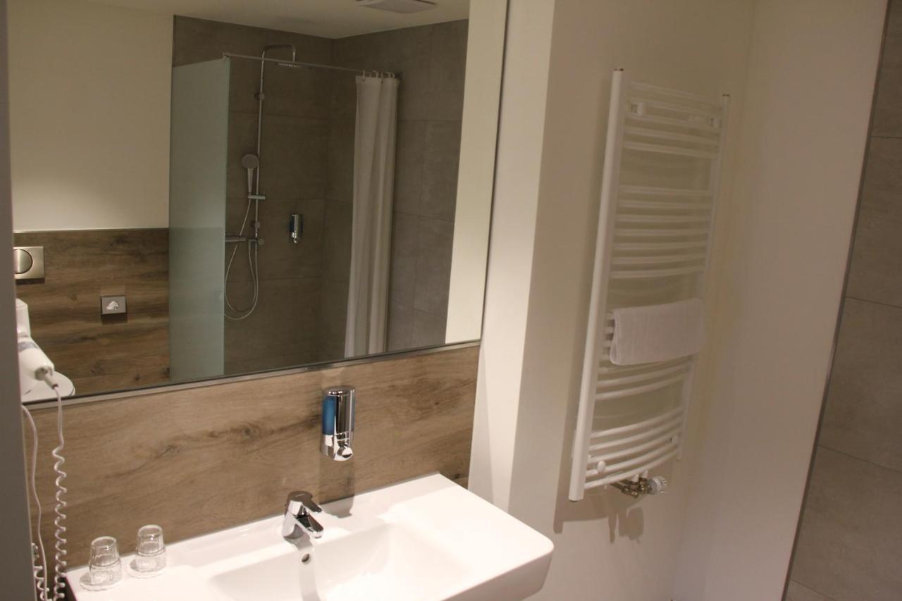Hotel Weinhaus Moehle Bad Oeynhausen Eksteriør bilde
